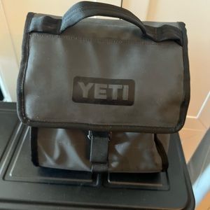 Yeti Daytrip Lunch Bag